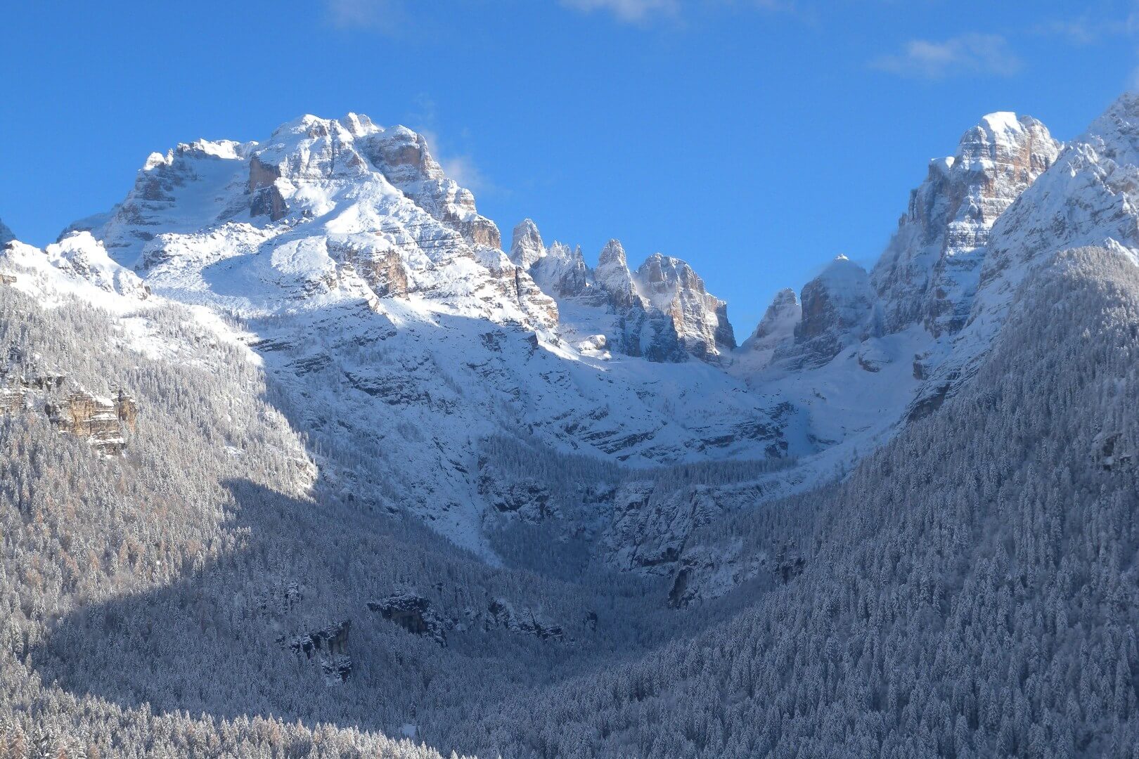 MOUNTAINS: SKI PROPERTY FOR SALE